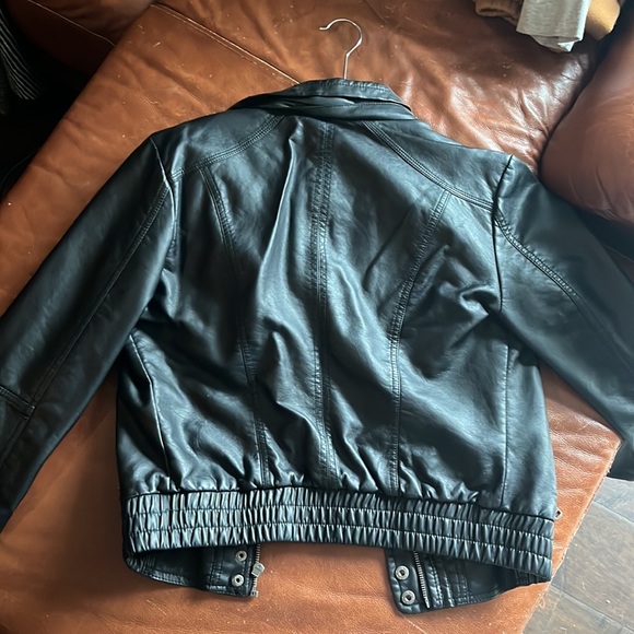 Guess Leather Jacket - Picture 5 of 5